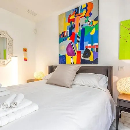 Beachfront Golden Mile Tatil Evi Marbella