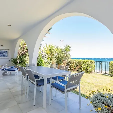 Beachfront Golden Mile Ferienhaus Marbella