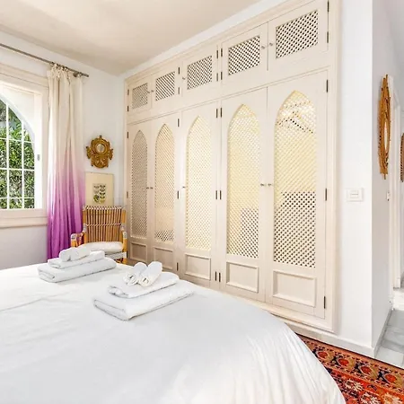 Beachfront Golden Mile