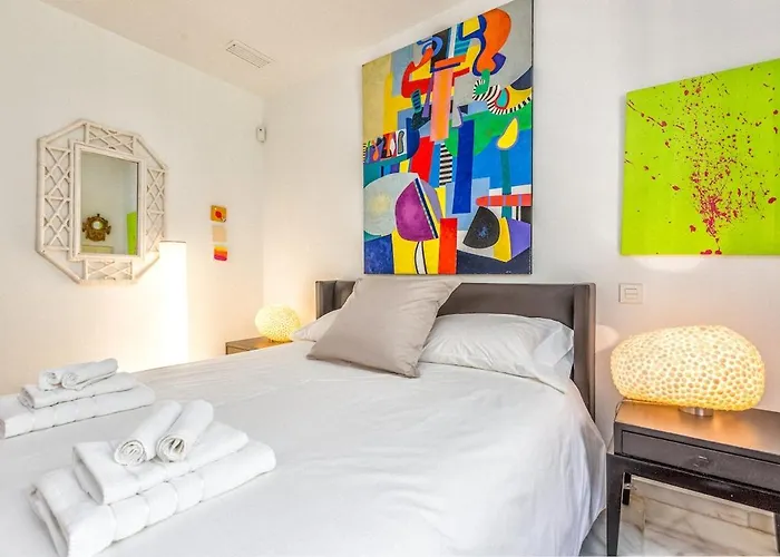 Beachfront Golden Mile Tatil Evi Marbella