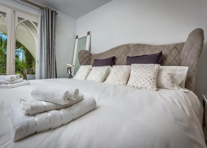 Beachfront Golden Mile * Marbella