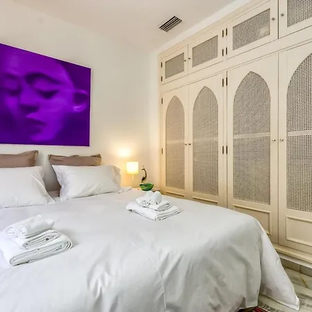 Beachfront Golden Mile Μαρμπέλλα