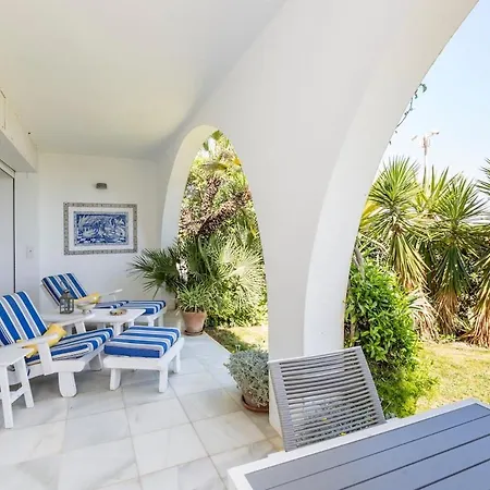 Beachfront Golden Mile Μαρμπέλλα